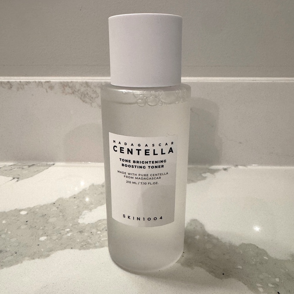 NEW Skin1004 Madagascar Centella Toner Full-Size